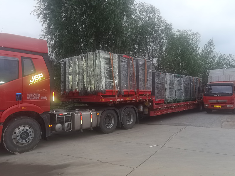 吉林通化路名牌燈箱100臺，第八車發(fā)貨！